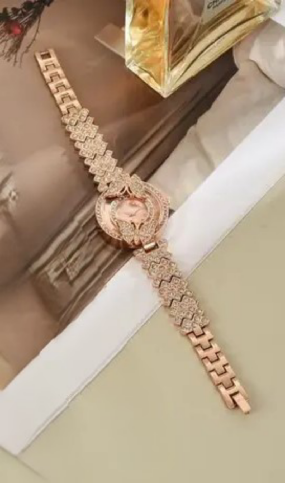 LUXURY FASHION PREMIUM DESIGN DIAMOND CRYSTAL DIAL STAINLESS STEEL ROSE GOLD CHAIN SRA TRANDY WATCH