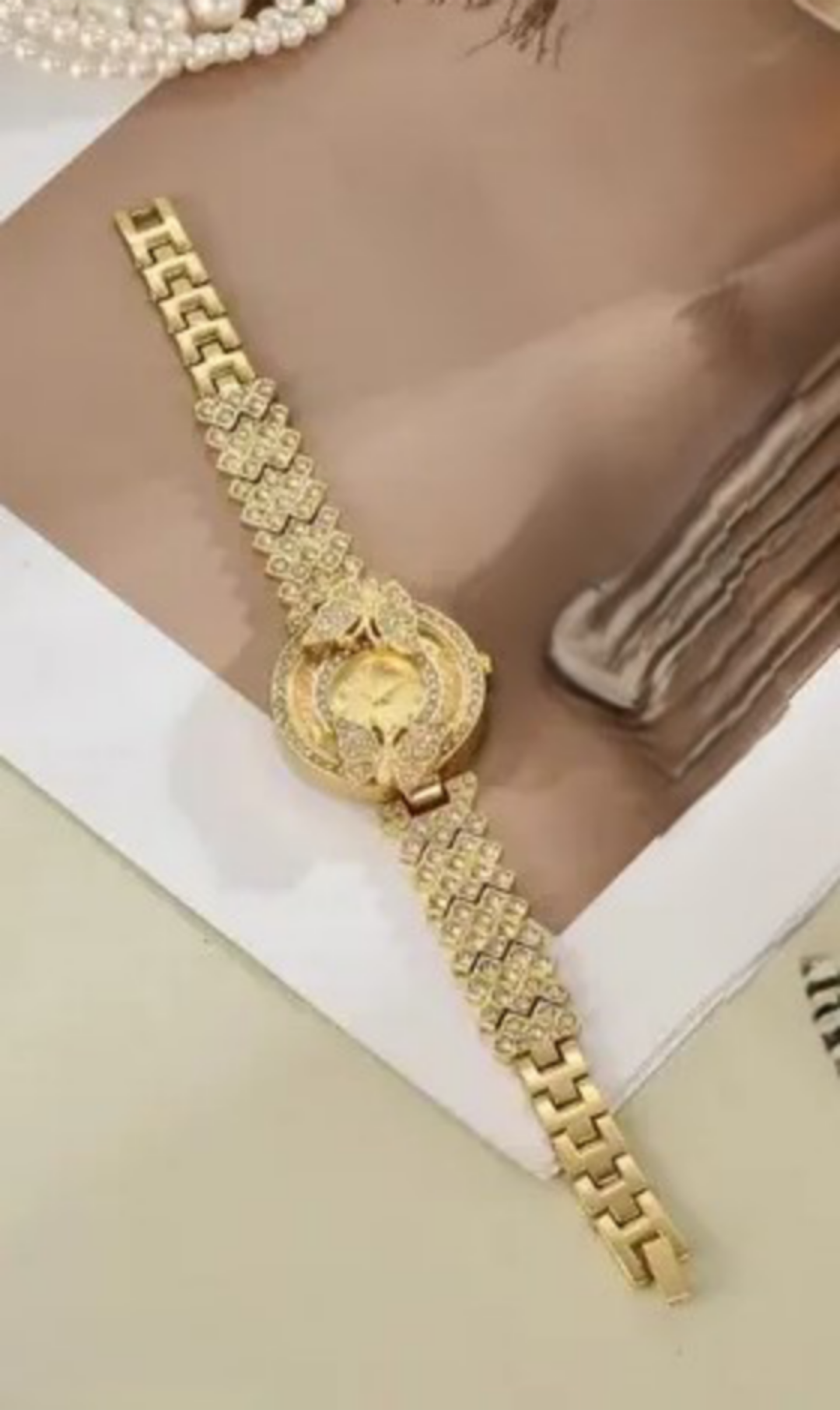 LUXURY FASHION PREMIUM DESIGN DIAMOND CRYSTAL DIAL STAINLESS STEEL ROSE GOLD CHAIN SRA TRANDY WATCH