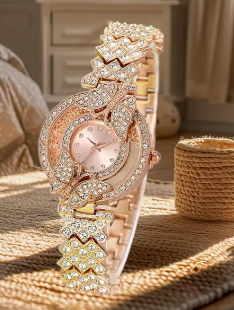 LUXURY FASHION PREMIUM DESIGN DIAMOND CRYSTAL DIAL STAINLESS STEEL ROSE GOLD CHAIN SRA TRANDY WATCH